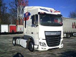 DAF XF 106.460 Spacecab Low Deck mega VIN 479