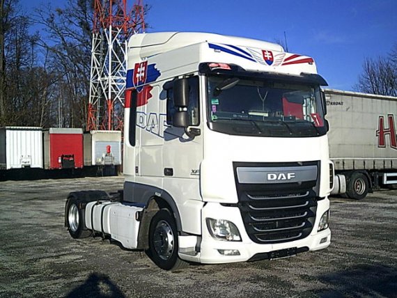 DAF XF 106.460 Spacecab Low Deck mega VIN 479