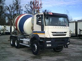 IVECO TRAKKER 330 6X4 Betonmixer CIFA