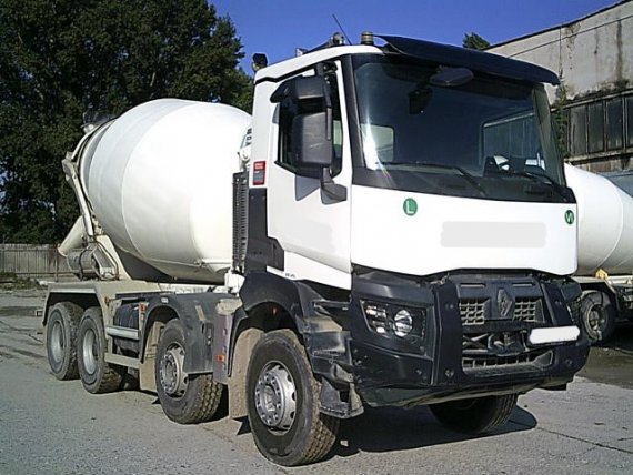 RENAULT HD 010 440 8X4 Betonmixer